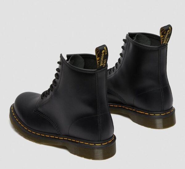 DR. MARTENS 1460 SMOOTH ANKLE BOOTS BLACK