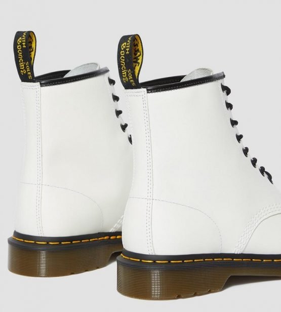 DR. MARTENS 1460 SMOOTH ANKLE BOOTS WHITE