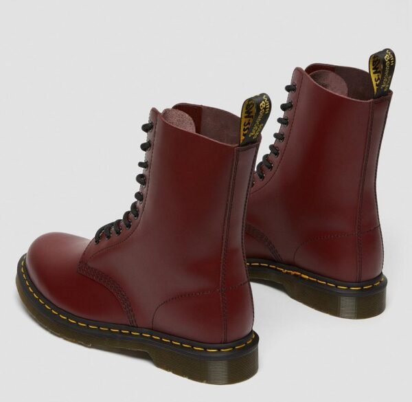 DR.MARTENS 1490 HIGH BOOTS SMOOTH CHERRY RED