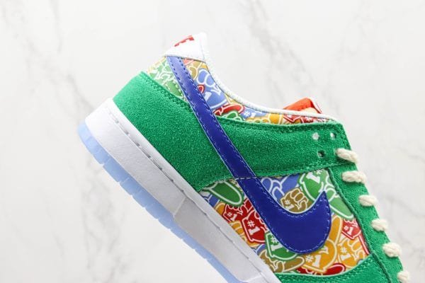 Nike SB Dunk Low”Foam Finger”