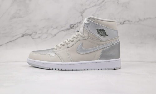 NIKE Wmns Jordan 1 High OG