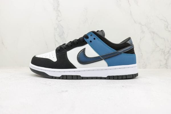 Nike Dunk Low “Black/Teal”