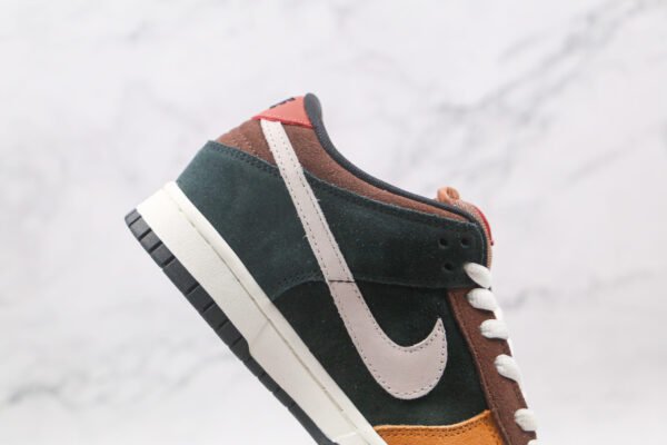 NIKE Dunk Low Pro SB