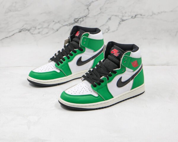 NIKE AJ1 high top white green