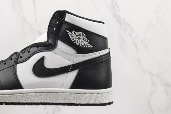 Nike Air Jordan 1 High “85 ” Black White “