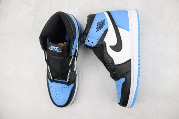 Nike Air Jordan 1 High OG “University Blue”