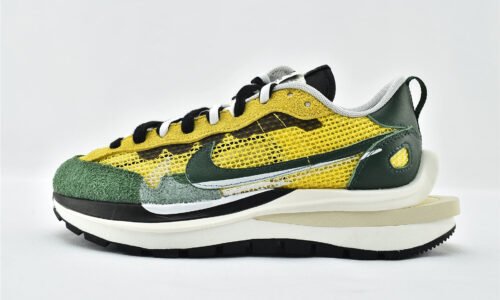 Nike Vaporwaffle sacai Tour Yellow Stadium Green