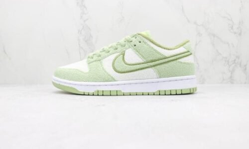 Nike SB Dunk Low Dunk “Fleece”