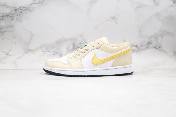 NIKE Air Jordan 1 Low “Light Orewood Brown”