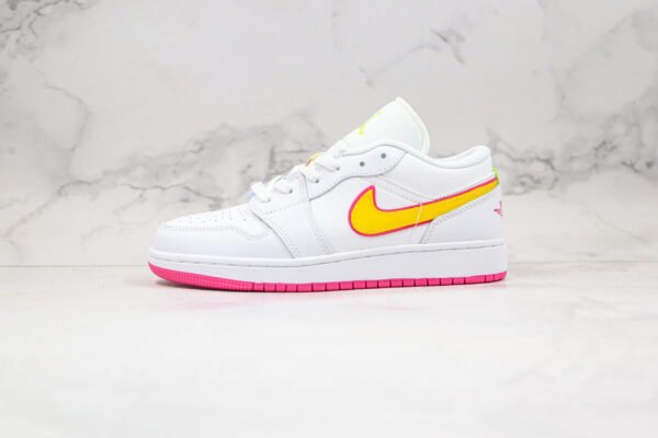 NIKE Air Jordan 1 Low