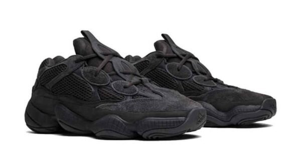 Yeezy 500 utility black