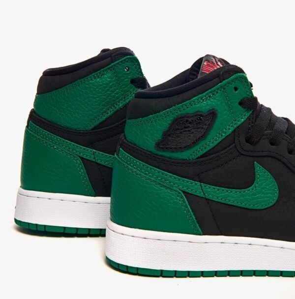 NIKE JORDAN 1 RETRO GREEN