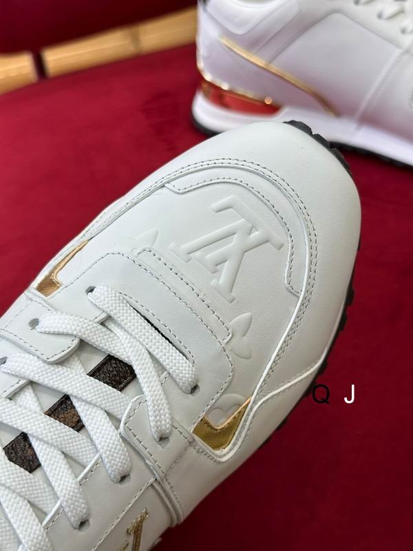 Louis Vuitton Sneakers