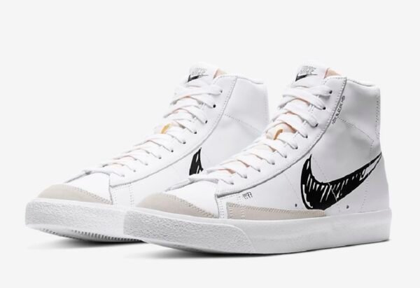 NIKE BLAZER MID 77 VINTAGE WHITE X BLACK