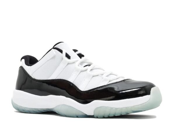 NIKE AIR JORDAN 11 LOW WHITE AND BLACK