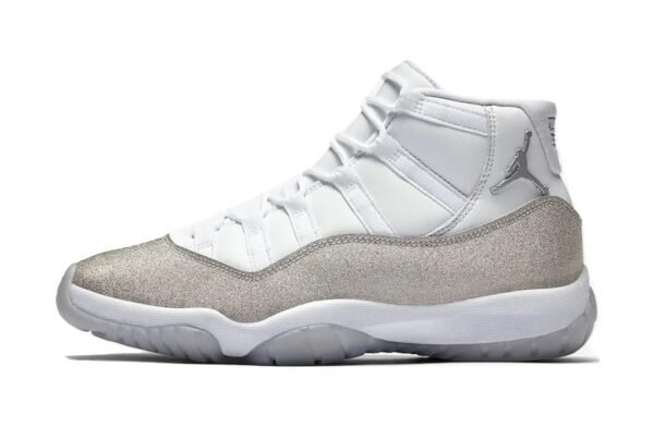 NIKE AIR JORDAN 11 BLANCO Y BEIGE