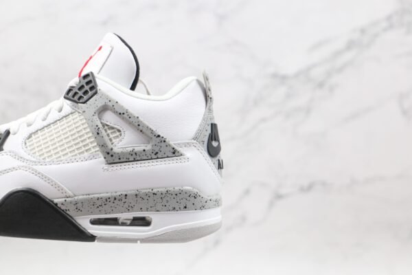 NIKE Air Jordan 4 White Cement