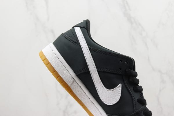 Nike SB Dunk Low Pro Black Gum