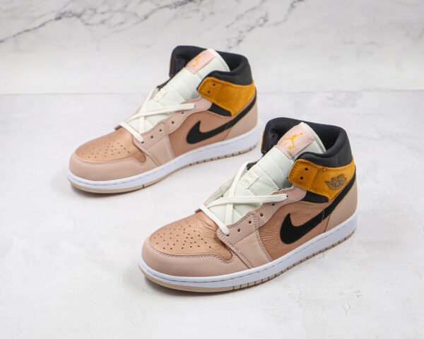 Nike Air Jordan 1 Mid SE Particle Beige