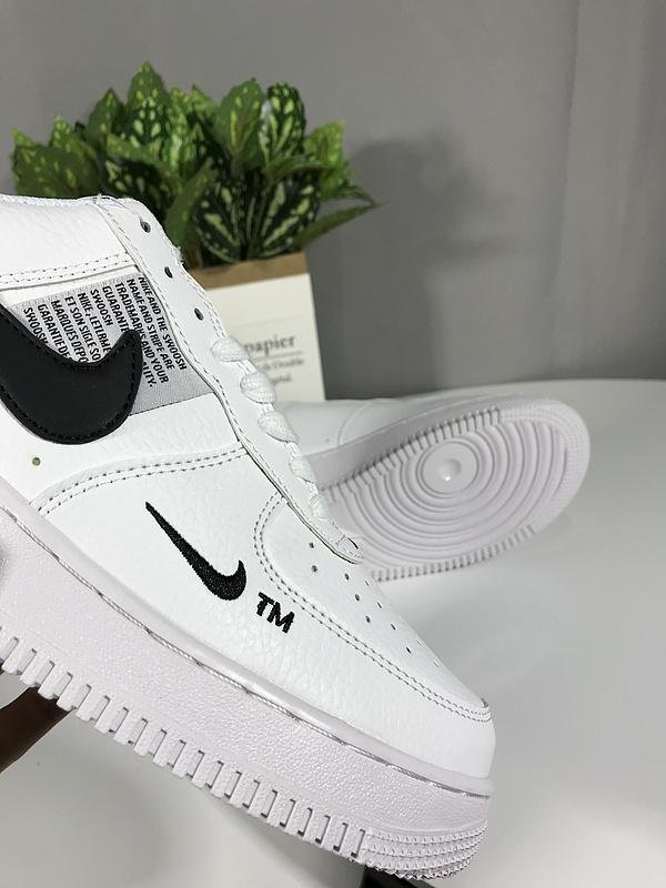 AF 1 07 LV8 Utility White