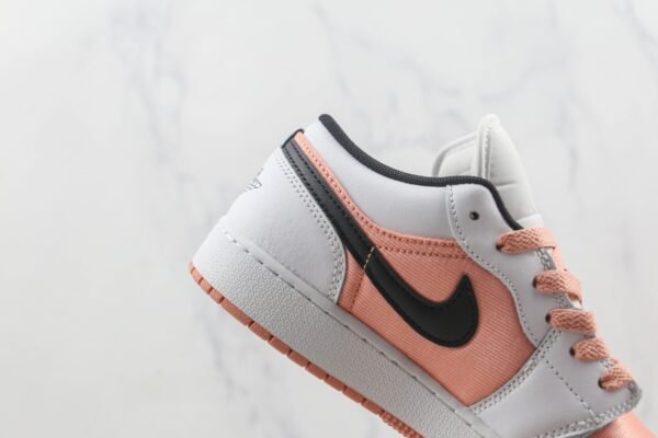 Nike Air Jordan 1 Low White Light Madder Root (GS)