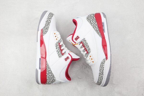 Nike  Jordan 3 Retro Fire Red (2013)