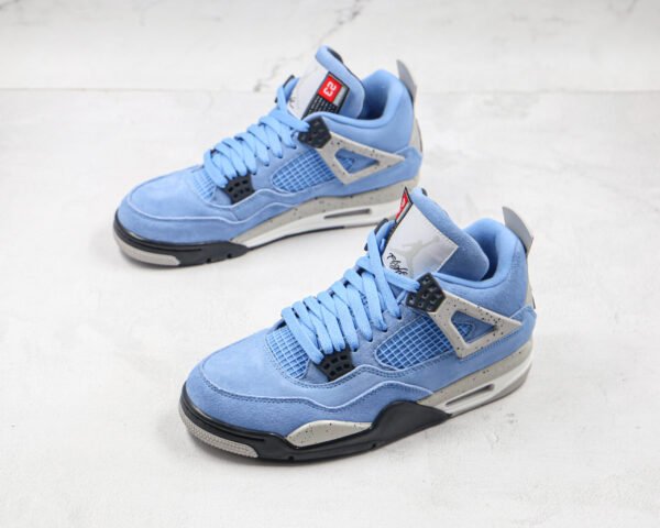 NIKE Air Jordan 4 SE “University Blue”