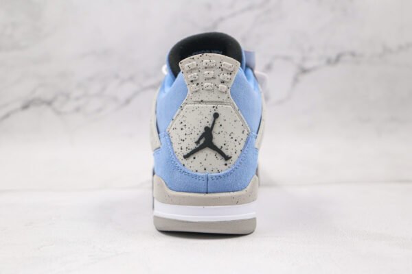 NIKE Air Jordan 4 SE “University Blue”