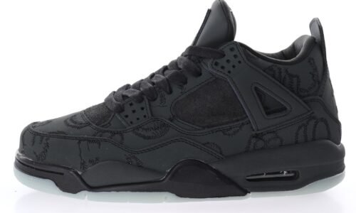 Kaws x Air Jordan 4 Retro"Black"