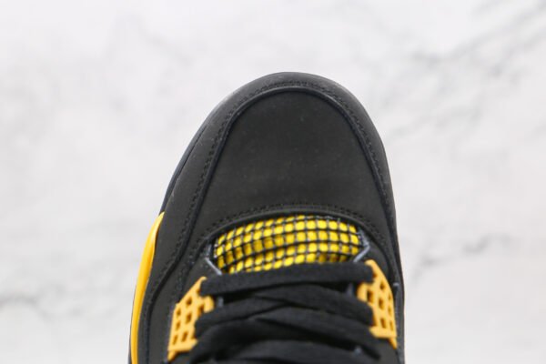 NIKE Air Jordan 4 Black yellow