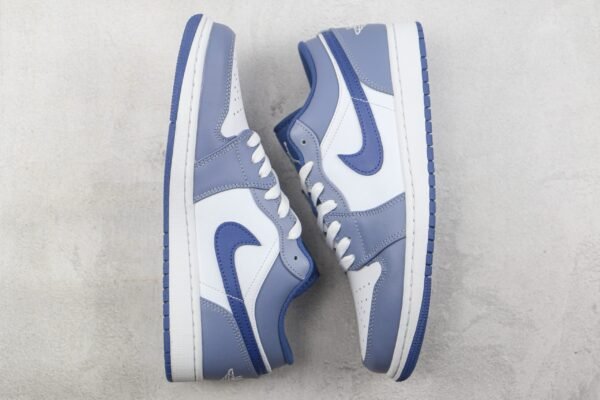 Nike  Air  Jordan 1 Low Ashen Slate