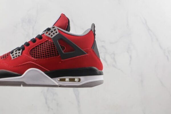 Nike Air Jordan 4 Retro Toro Bravo