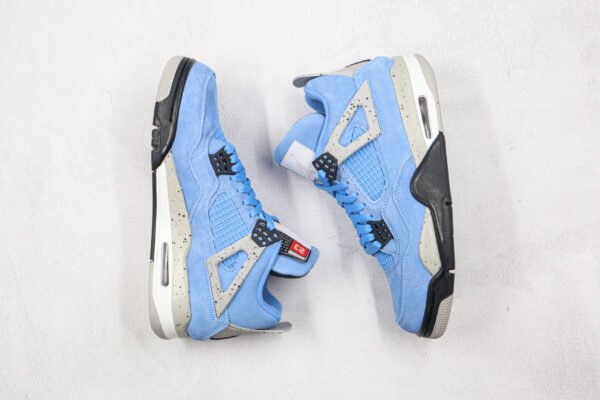 NIKE Air Jordan 4 SE “University Blue”