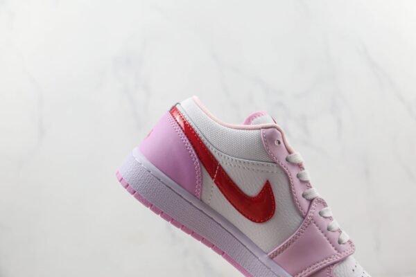 Nike Air Jordan 1 Low Pink