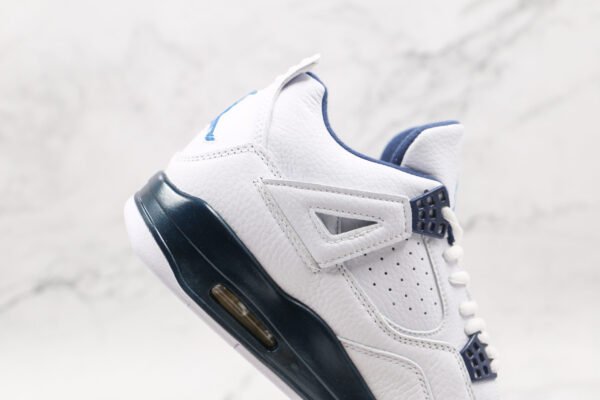 Nike Air Jordan 4 Columbia