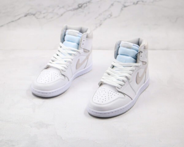 NIKE  Air Jordan 1 High ’85“Neutral Grey”