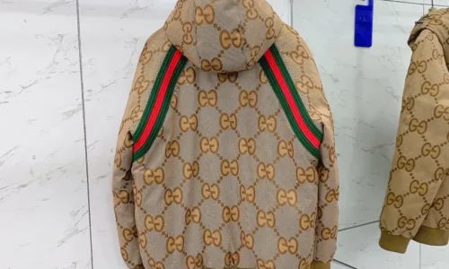 Gucci-CoatsDown-Jackets-for-Men-9999929041_07_800x800.webp